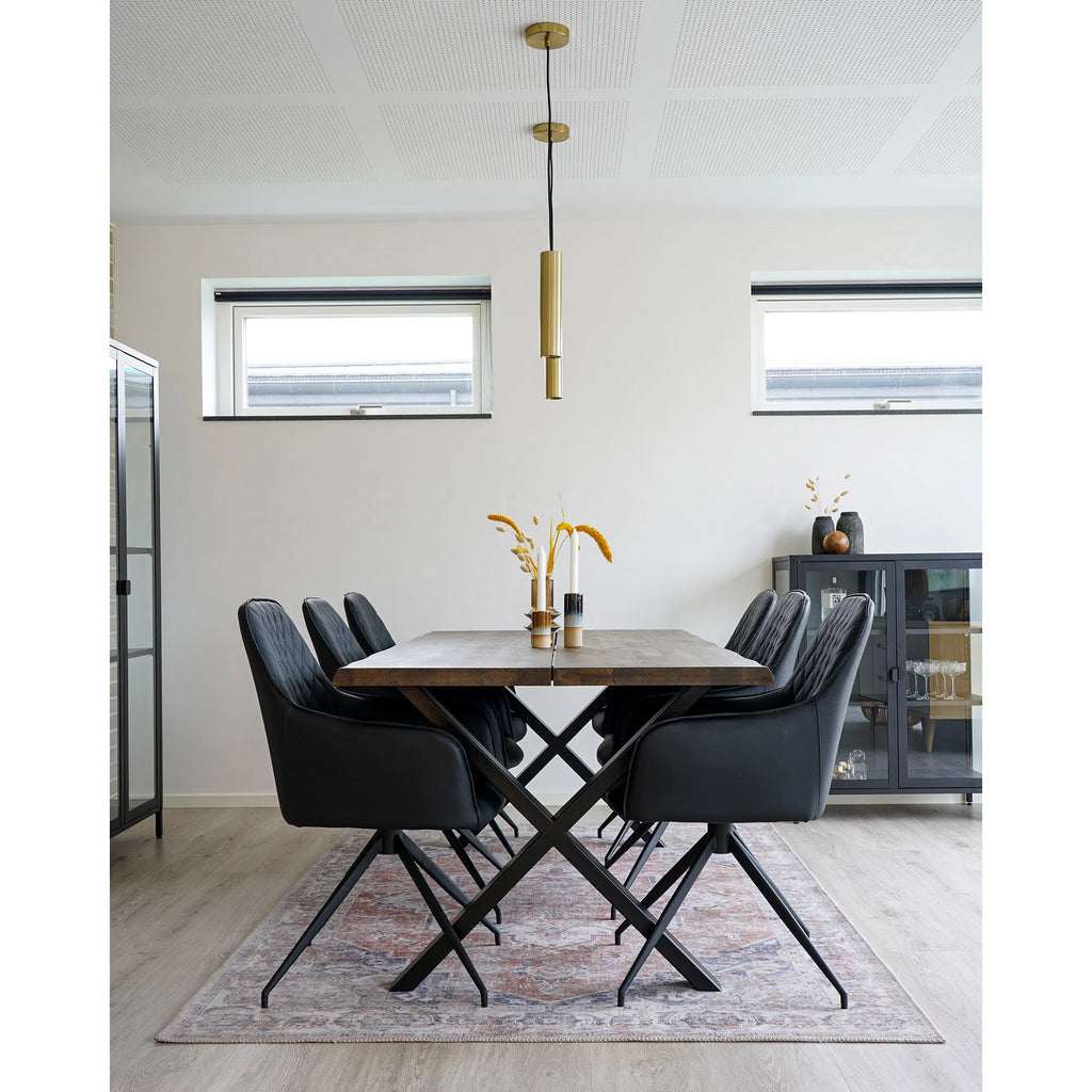 Harbo matstol med snurrfunktion – svart