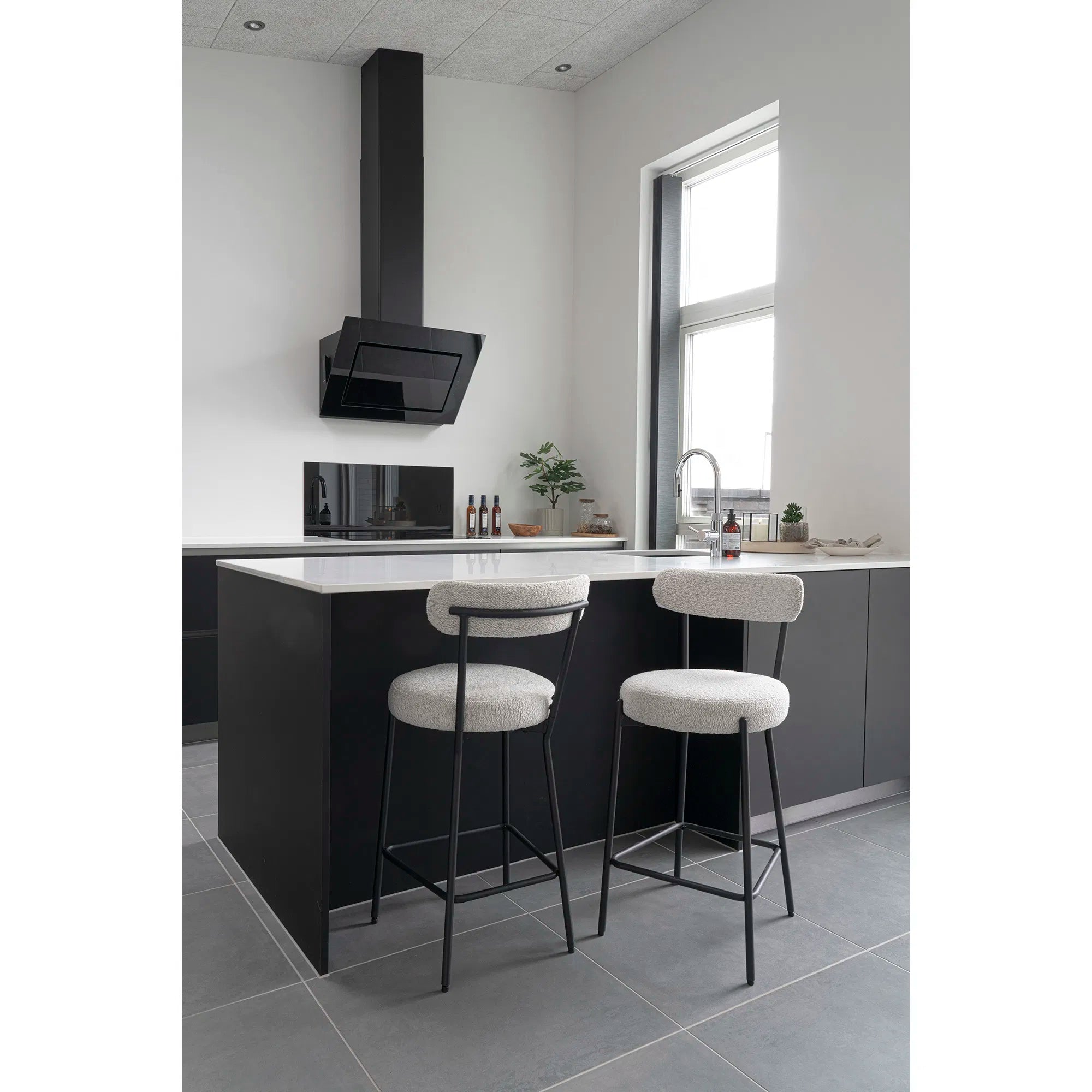 Badalona counterstol – vit bouclé