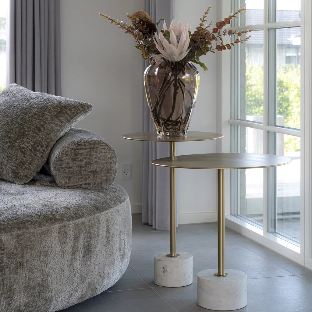 Lecco sidobord – marmor och metall