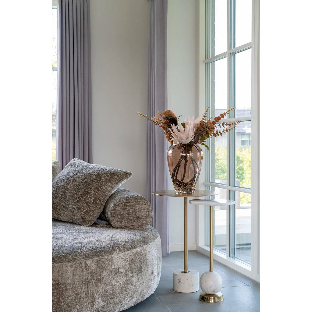 Salo sidobord – marmor och metall