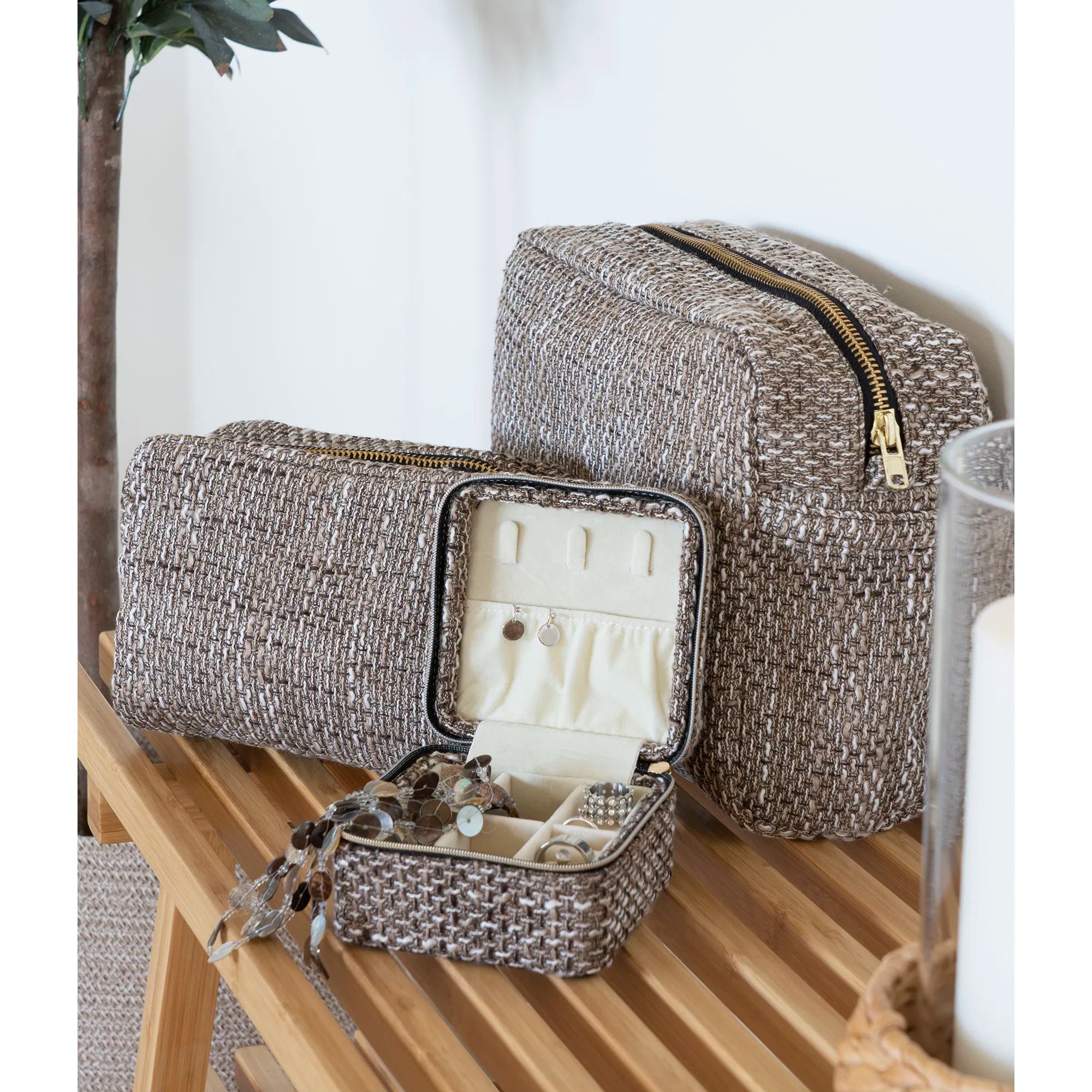 Safi necessärer – brown mix