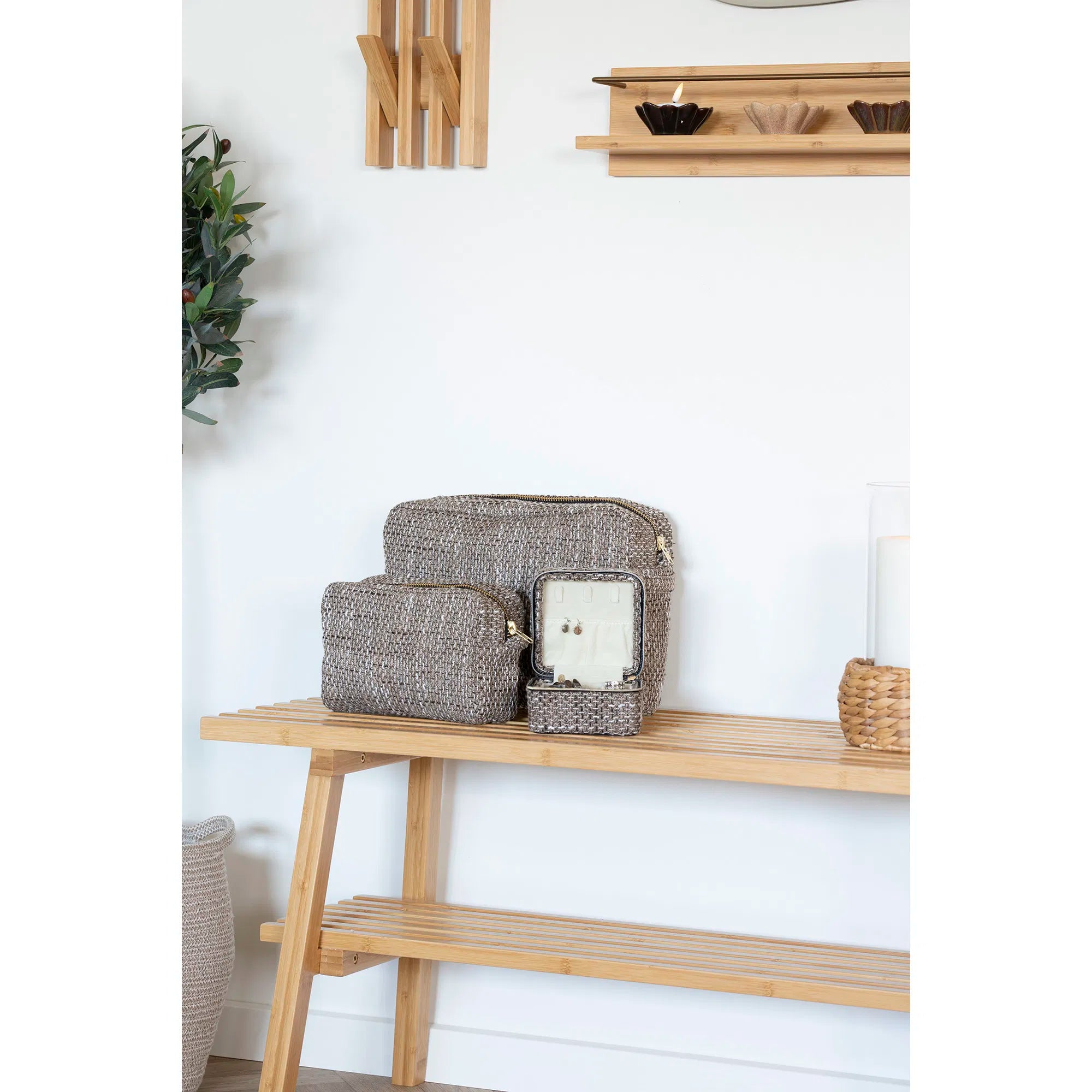 Safi necessärer – brown mix