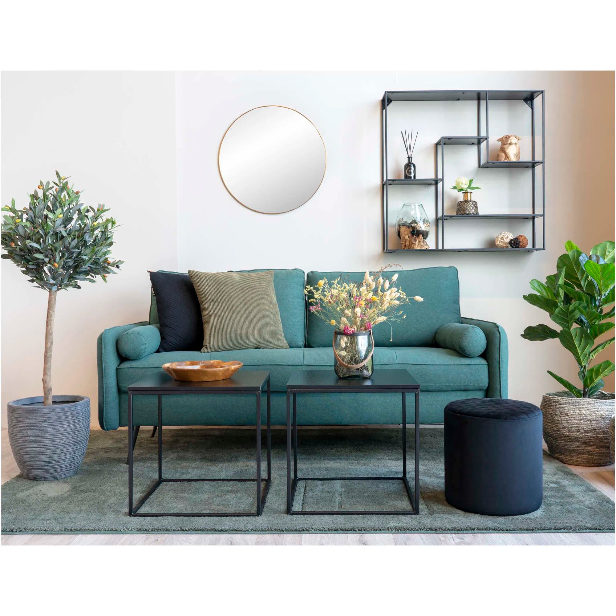 Vita – sidobord i svart metall