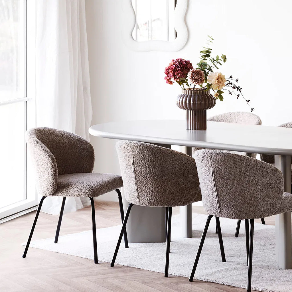 Vas i munblåst glas – brun