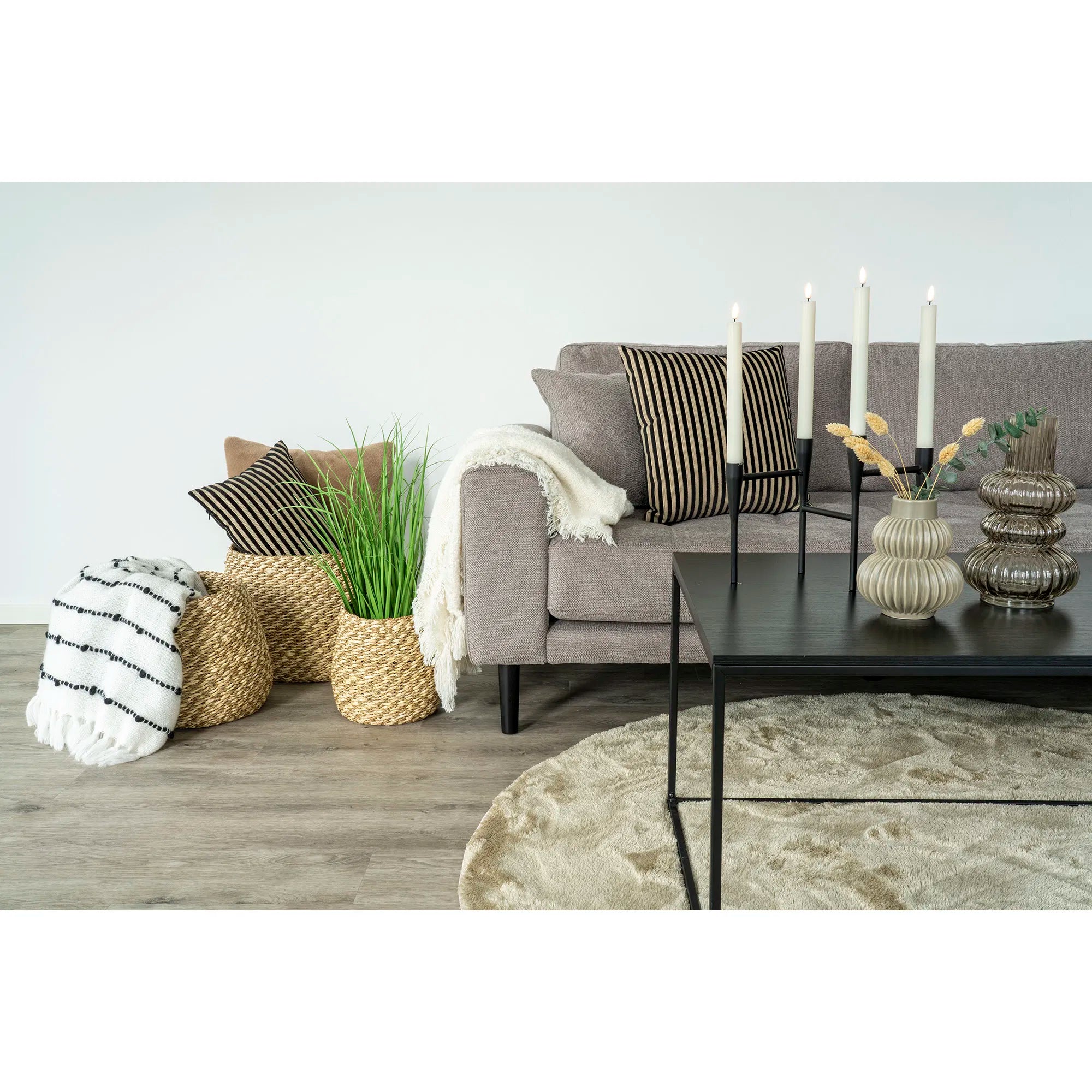 Ljushållare i metall – svart