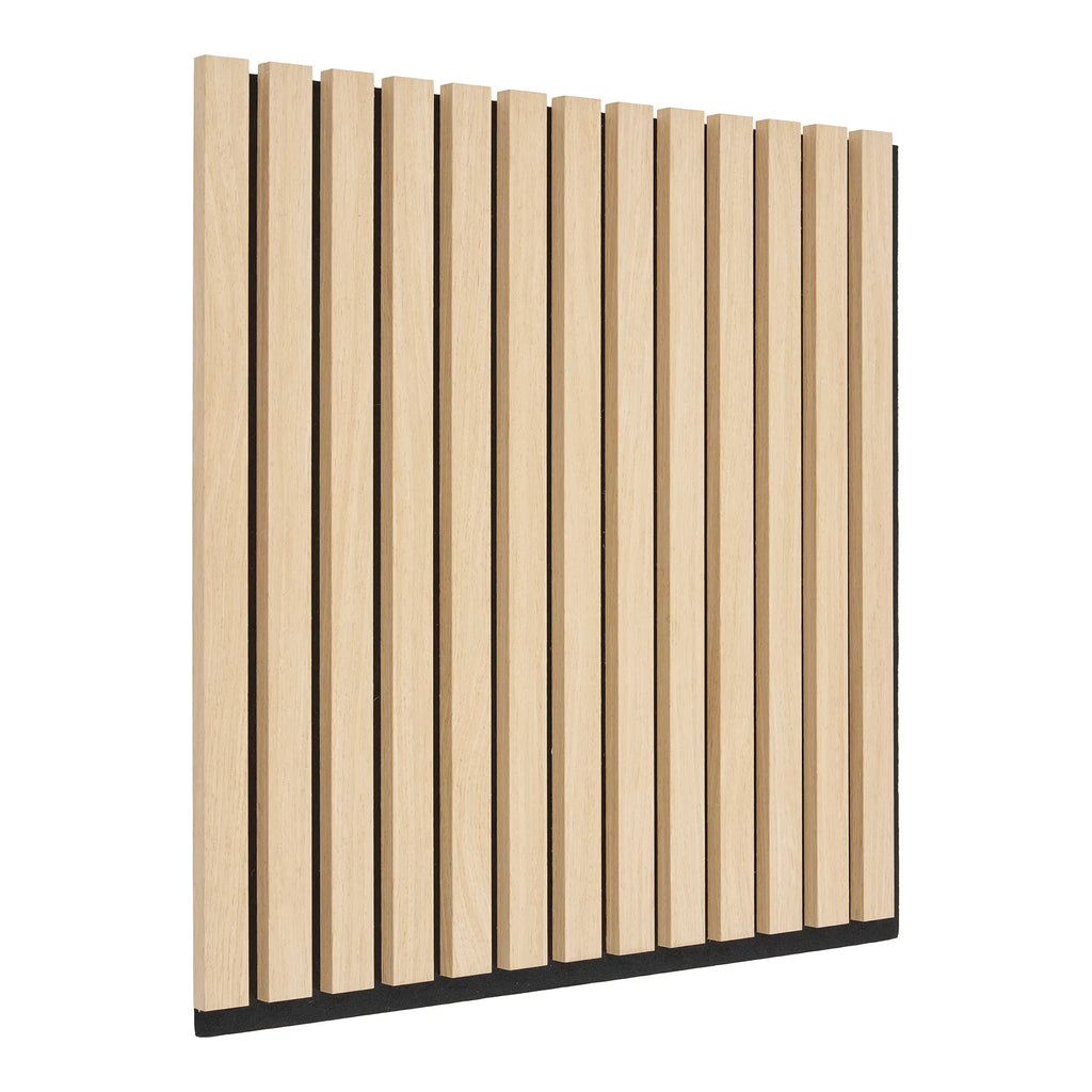 Eken akustikpanel – räfflad väggpanel i naturfärgad eklook