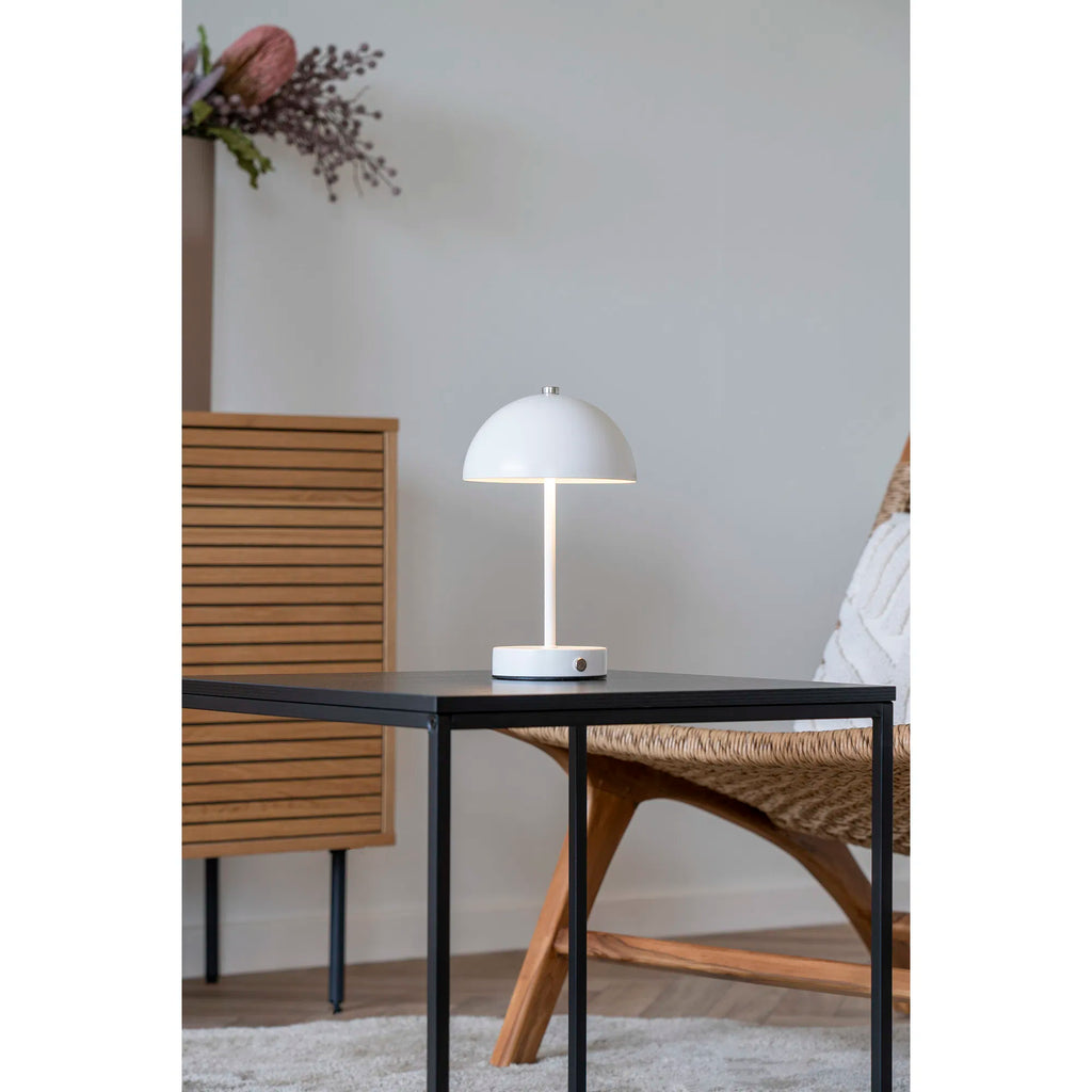 Holt bordslampa – uppladdningsbar LED-lampa i vitt metall
