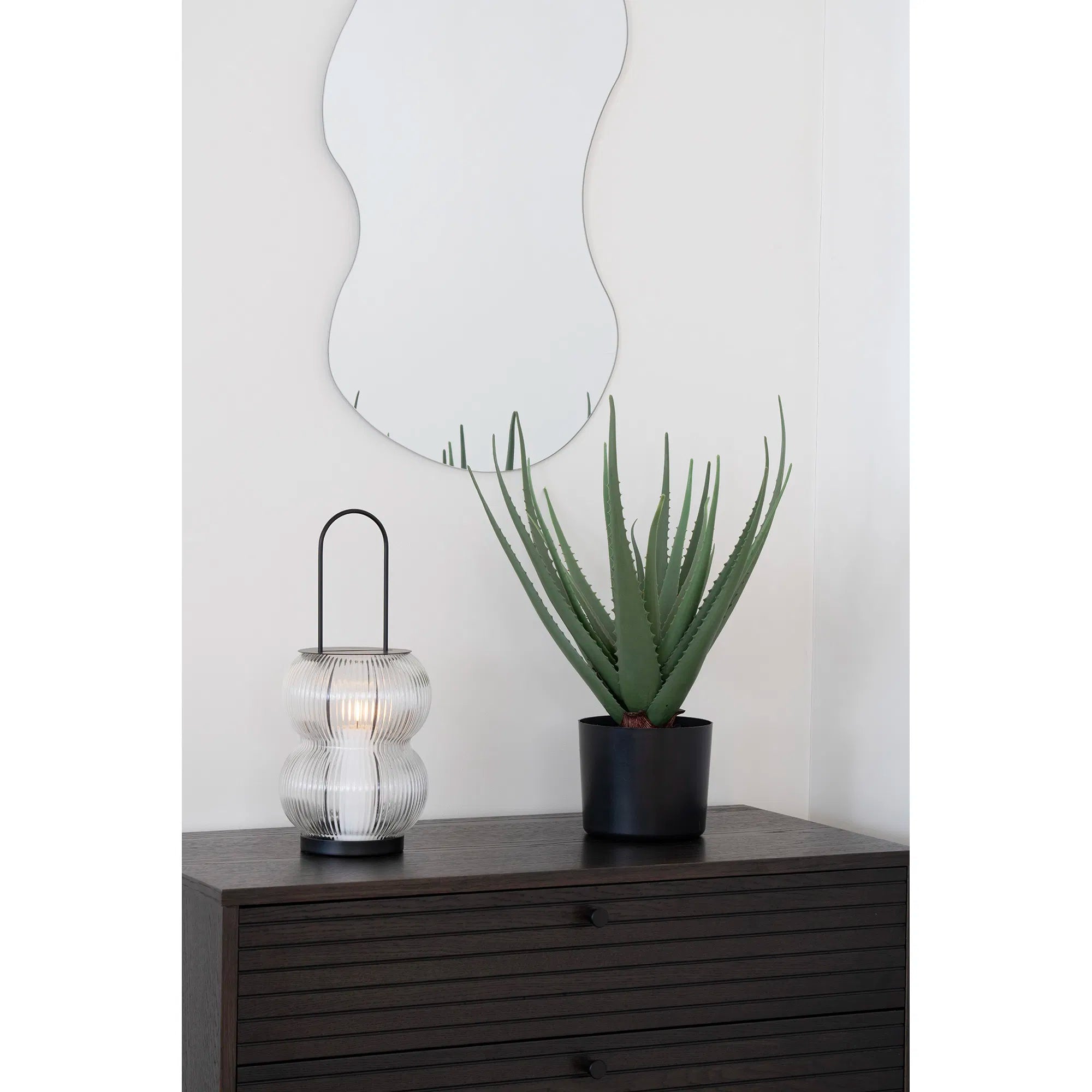 Lucena lykta – räfflat glas & svart metall