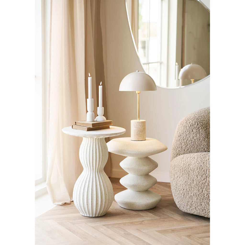 Sheffield bordslampa – elegant marmor- och metallampa i beige