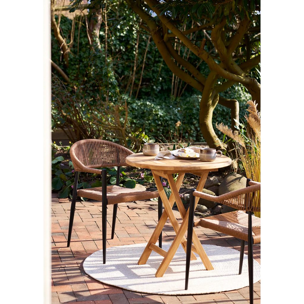 Oviedo sidobord – runt teakbord i tidlös design